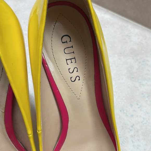 Guess Heels - Picture 2 of 10